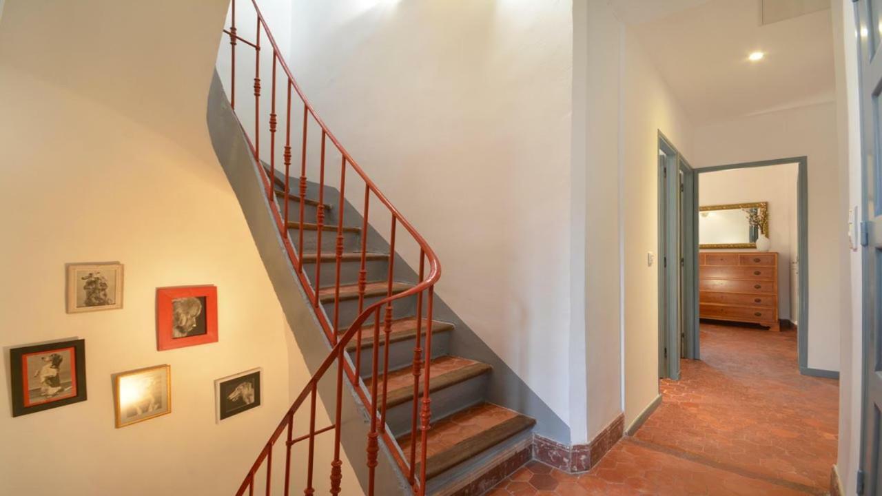 L'Escalier Rouge Villa Arles Buitenkant foto
